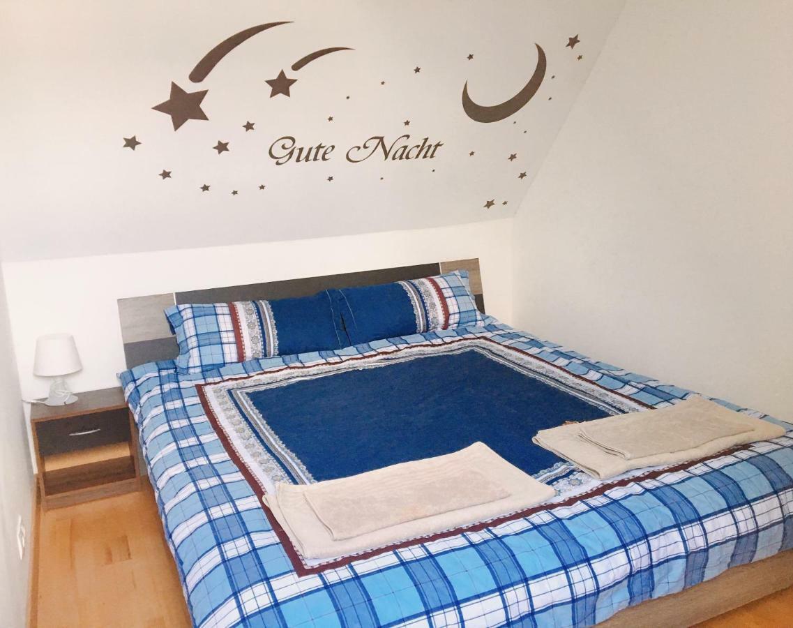 Schoene Zeit 2 Rooms Apartment With Kitchen Friedrichshafen Bagian luar foto